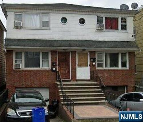 713 Warren St, Harrison, NJ, 07029-2019 | Card Image