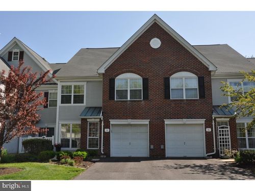 38 Voorhees Ct, Pennington, NJ, 08534-5253 | Card Image