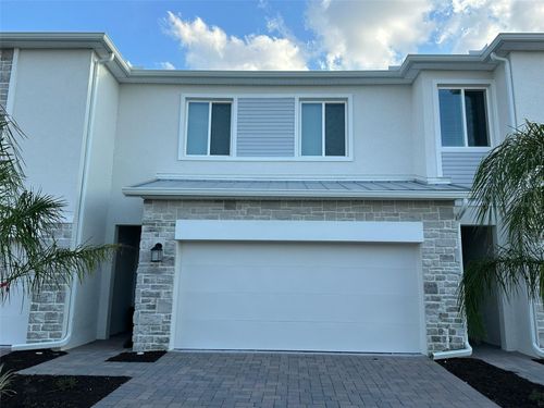 225 Bogey Dr, DAVENPORT, FL, 33896-8042 | Card Image