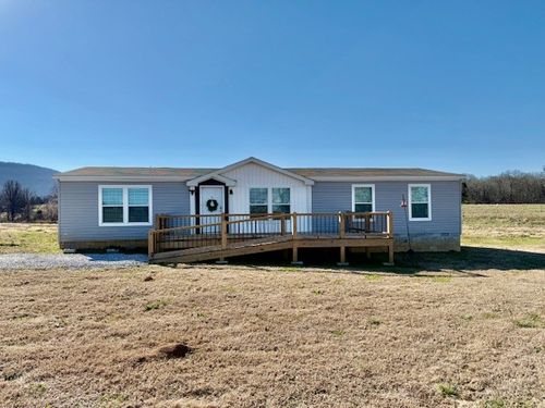 621 Laxson Rd, Pelham, TN, 37366-6031 | Card Image