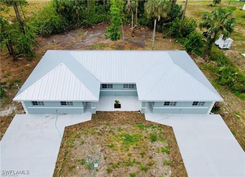3825/3827 Hollycrest Street, Fort Myers, FL, 33905 | Card Image