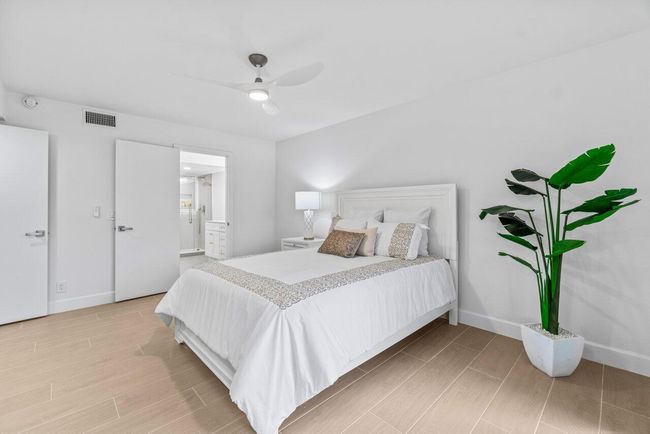 204 - 10092 Cedar Point 204 Boulevard, Condo with 2 bedrooms, 2 bathrooms and null parking in Boynton Beach FL | Image 23