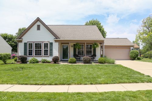 14 Daniel Cir, Brownsburg, IN, 46112-1880 | Card Image