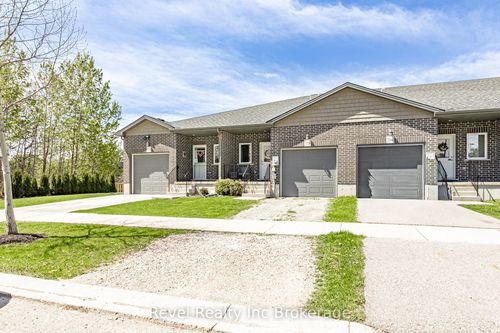 538 Lampman Pl, Woodstock, ON, N4S8L6 | Card Image