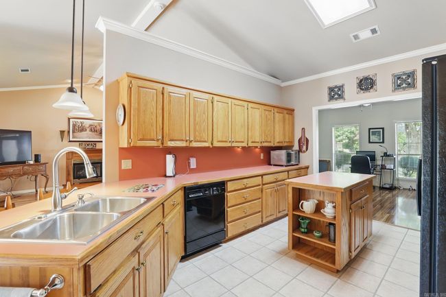 108 Alexwood Dr, House other with 3 bedrooms, 3 bathrooms and null parking in Hot Springs AR | Image 5