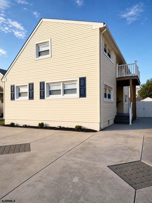251 S 10th St, Brigantine, NJ, 08203 | Card Image