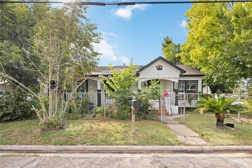 5119 Terry St, Houston, TX, 77009-2252 | Card Image