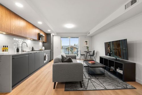 307-2419 Grant St, Vancouver, BC, V5K3G5 | Card Image