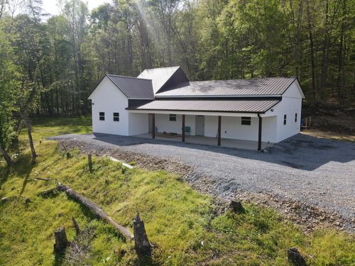 2748 Damron Creek Rd, Russell Springs, KY, 42642-9649 | Card Image