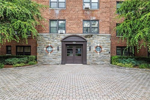 apt-210-505 E Lincoln Ave, Mount Vernon, NY, 10552-3509 | Card Image