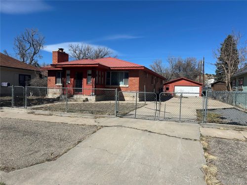 226 E 7th St, Walsenburg, CO, 81089-2104 | Card Image