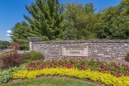 913 Idlewild Ct, Franklin, TN, 37069-8104 | Card Image