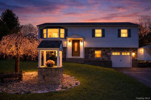 6 Kensington Way, Harriman, NY, 10926-3006 | Card Image