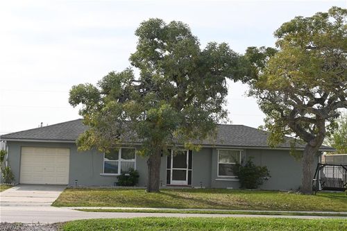 2324 Country Club Blvd, Cape Coral, FL, 33990-2587 | Card Image