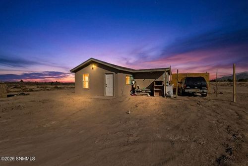 102 Coors Road, Vado, NM, 88072 | Card Image