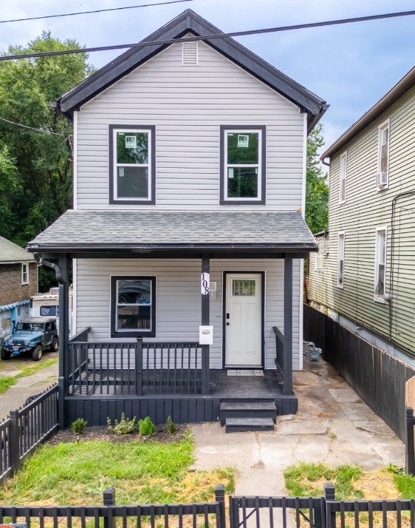 14th St, Beaver Falls, PA 15010