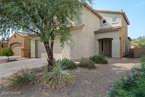 2762 W Greenstreak Dr, Tucson, AZ, 85741-5202 | Card Image