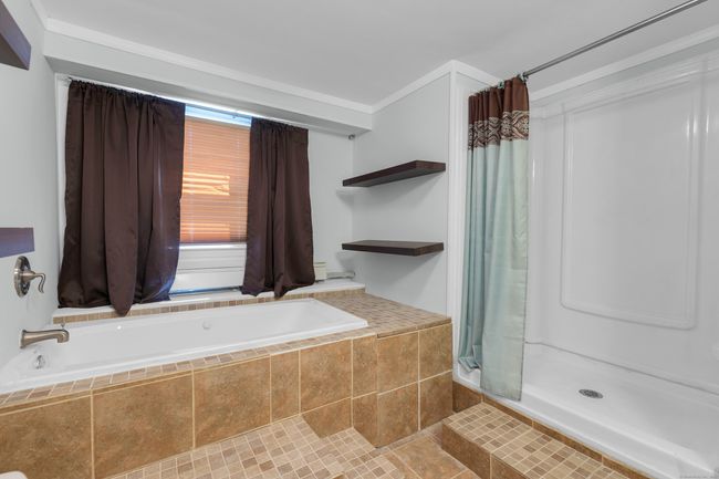 4 Alexander Rd, House other with 3 bedrooms, 3 bathrooms and 4 parking in Bloomfield CT | Image 23