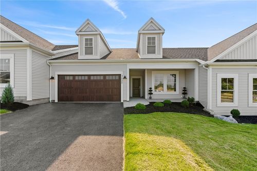 607 Highline Trl, Victor, NY, 14564-9472 | Card Image