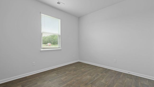Cali_Electric_white_18 | Image 19