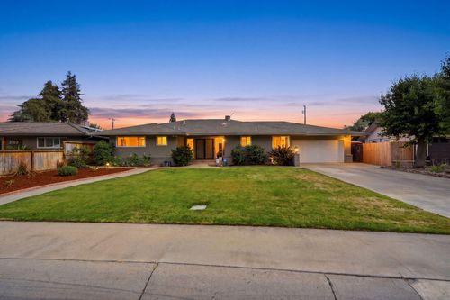 3109 W Harvard Ave, Visalia, CA, 93277-4159 | Card Image