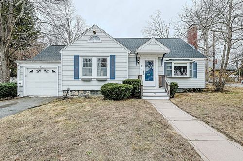 9 Russ St, Methuen, MA, 01844-5901 | Card Image