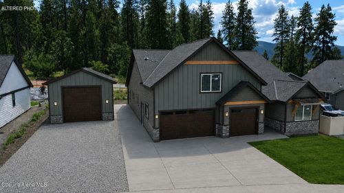 4476 E Savea Ln, Post Falls, ID, 83854-3815 | Card Image