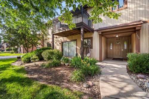 1a-1099 Prescott Dr, Roselle, IL, 60172-2795 | Card Image