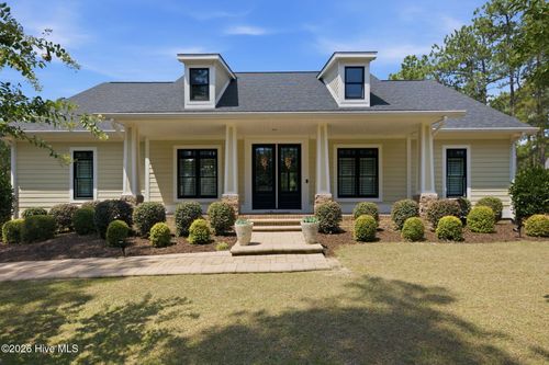 23 Pinewild Dr, Pinehurst, NC, 28374-9735 | Card Image