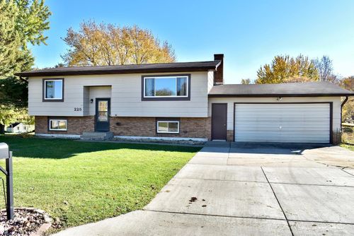 225 S 1st St, Lewiston, MN, 55952-1414 | Card Image