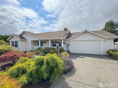 80 Cherrywood Pl, Sequim, WA, 98382-8906 | Card Image