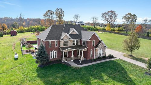 1022 Forrest Hill Dr, Lawrenceburg, KY, 40342-9294 | Card Image