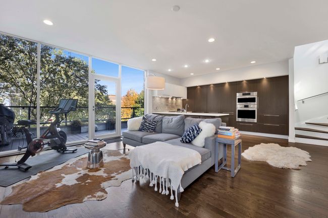 APT-3 - 2235 W Belden Ave, Condo with 3 bedrooms, 2 bathrooms and 1 parking in CHICAGO IL | Image 7