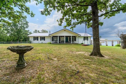 20020 Richfield Rd, Richland, MO, 65556-8402 | Card Image
