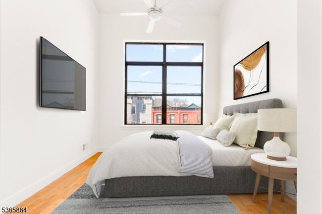 APT-219X - 300 Communipaw Ave, Townhouse with 3 bedrooms, 2 bathrooms and null parking in Jersey City NJ | Image 9