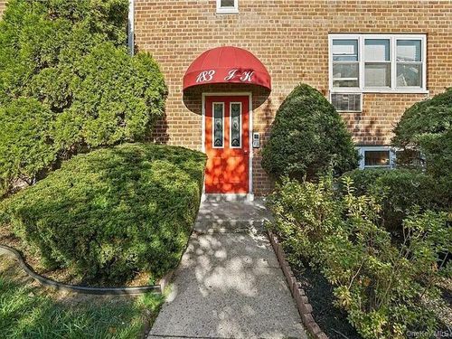 1j-183 Drake Ave, New Rochelle, NY, 10805-1744 | Card Image