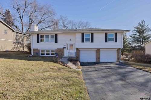 1009 S Harrison Street, Papillion, NE, 68046 | Card Image