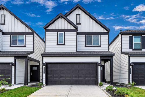 3002 Crown Gate Dr, Houston, TX, 77047-2106 | Card Image