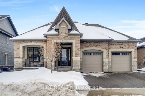 122 Spindrift Cir, Manotick, ON, K4M0G4 | Card Image