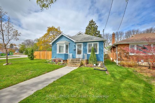 1 Thorndale Ave, Saint Catharines, ON, L2R6A2 | Card Image
