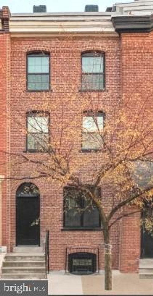 2230 Christian St Between 22nd 21st Street, PHILADELPHIA, PA, 19146 | Card Image