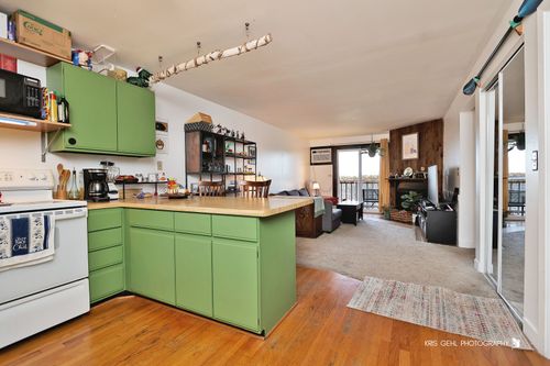 apt-8-52 N Pistakee Lake Rd, Fox Lake, IL, 60020-1248 | Card Image