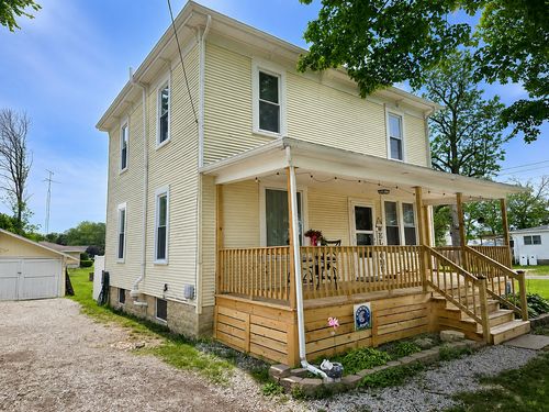 210 6th Ave, Clifton, IL, 60927-9085 | Card Image