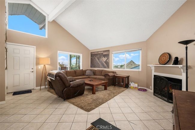 Upper unit | Image 14