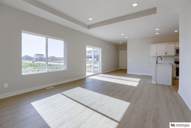4622 Schilling Ct, Townhouse with 3 bedrooms, 3 bathrooms and 2 parking in Bellevue NE | Image 6