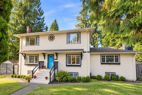 300 E 25th St, North Vancouver, BC, V7N1A3 | Card Image