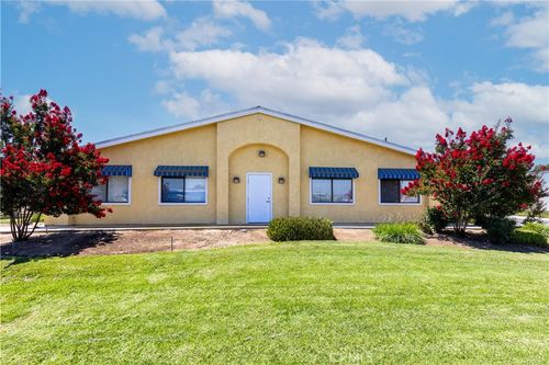 9240 Limonite Ave, Jurupa Valley, CA, 92509-4941 | Card Image