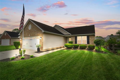 211 Blue Quail Pl, Trenton, OH, 45067-9833 | Card Image