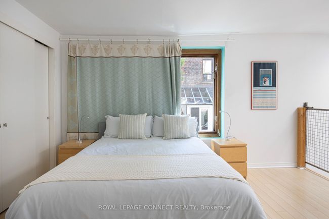 288 Sherbourne St, House attached with 9 bedrooms, 5 bathrooms and null parking in Toronto ON | Image 39