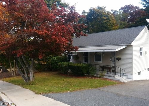 93 Washington Ave, Oxford, NJ, 07863-3042 | Card Image
